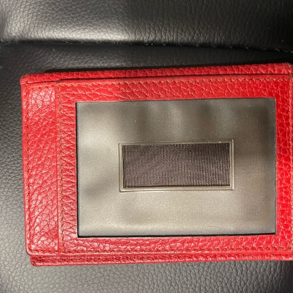 Gucci Leather Card Holder w/ ID placement - Picture 6 of 10